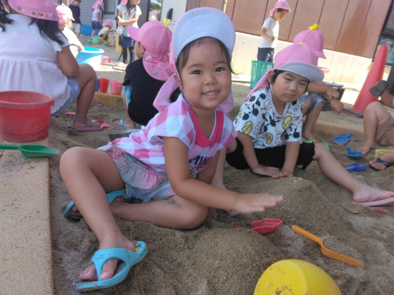 3歳児　にじ・かぜチーム「同じだけど・・・ちょっと違う」